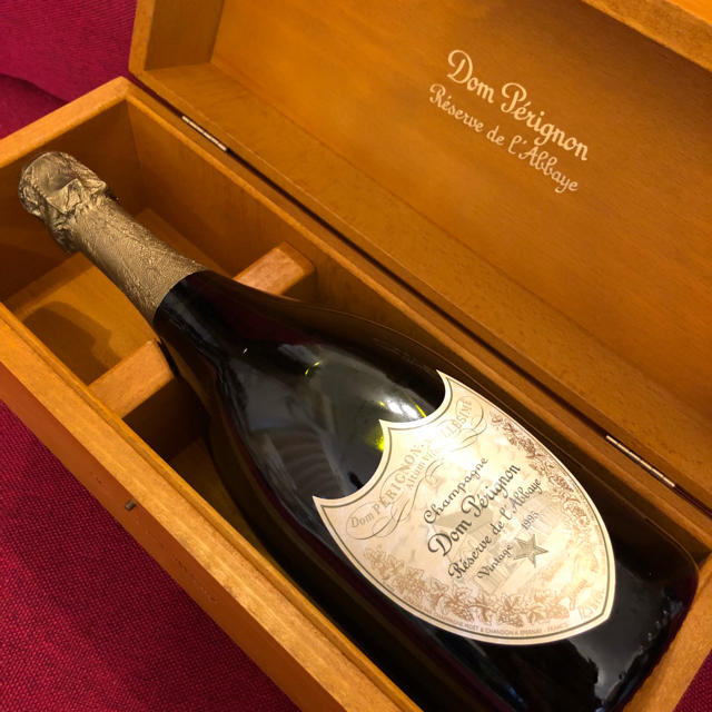 Dom Pérignon(ドンペリニヨン)の【最終値下げ！】ドンペリ ラベイ ゴールド 正規品 1995 シャンパン 食品/飲料/酒の酒(シャンパン/スパークリングワイン)の商品写真