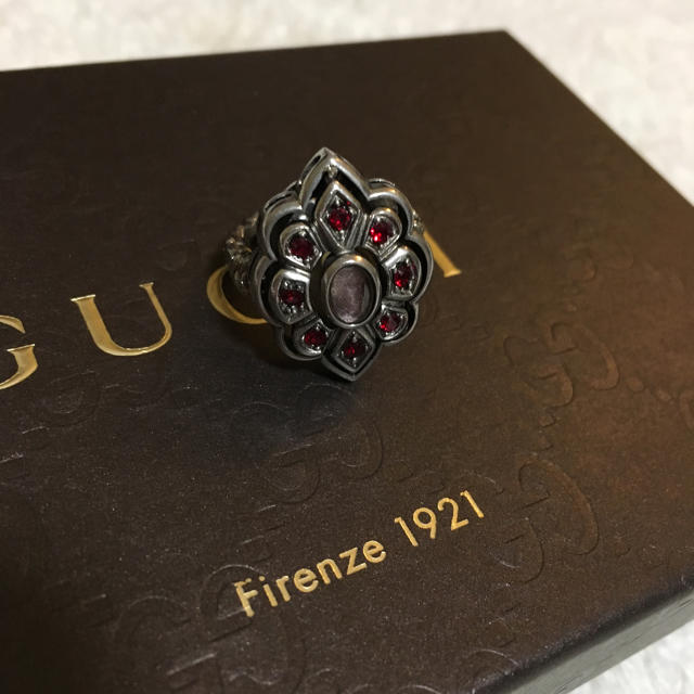 Gucci(グッチ)のグッチ♡14号レッドストーンリング レディースのアクセサリー(リング(指輪))の商品写真