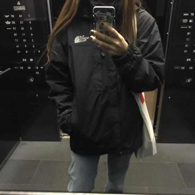 THE NORTH FACE jacket.