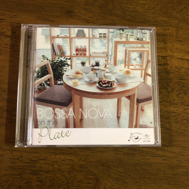 BOSSA NOVA on the Plate エンタメ/ホビーのCD(ワールドミュージック)の商品写真