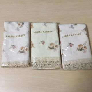 ローラアシュレイ(LAURA ASHLEY)のローラアシュレイ ウォッシュタオル 3枚セット(タオル/バス用品)