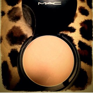 マック(MAC)の✨美品✨MACファンデーション(その他)