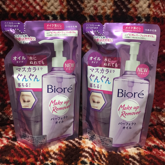 Biore(ビオレ)のビオレパーフェクトオイル詰め替え2個セット コスメ/美容のスキンケア/基礎化粧品(クレンジング/メイク落とし)の商品写真