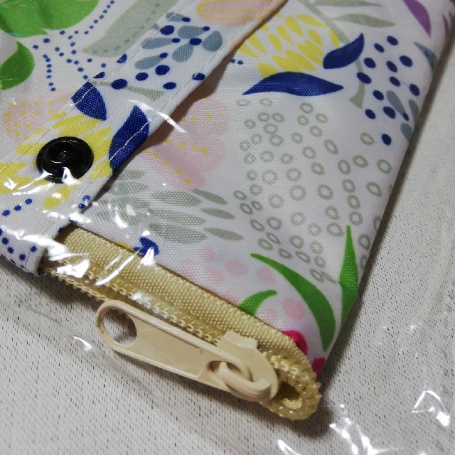 【未使用】プルーン　マルチ　傘ケース　 レディースのファッション小物(ポーチ)の商品写真