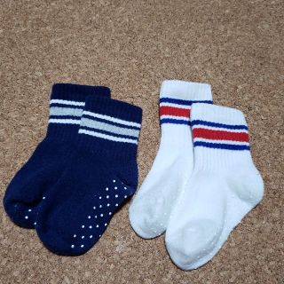 ユニクロ(UNIQLO)の極美品！UNIQLOラインソックス13-15cm☆GU ユニクロキッズベビー(靴下/タイツ)