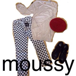 マウジー(moussy)のmoussy♡今日だけ¥500引き！(カットソー(長袖/七分))