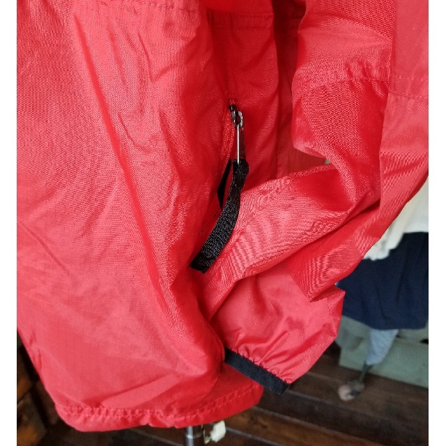 NIKE(ナイキ)のNIKE　ナイロンパーカー メンズのジャケット/アウター(ナイロンジャケット)の商品写真