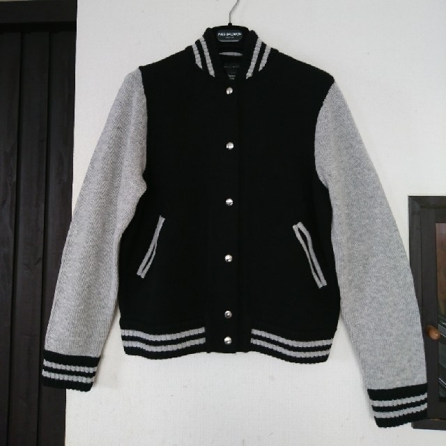 MARC JACOBS(マークジェイコブス)の新品、未使用 MARC JACOBS VARSITY ジャケット レディースのジャケット/アウター(ブルゾン)の商品写真