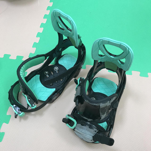 SALOMON(サロモン)のSalomon スノーボード バインディング 中古 スポーツ/アウトドアのスノーボード(バインディング)の商品写真