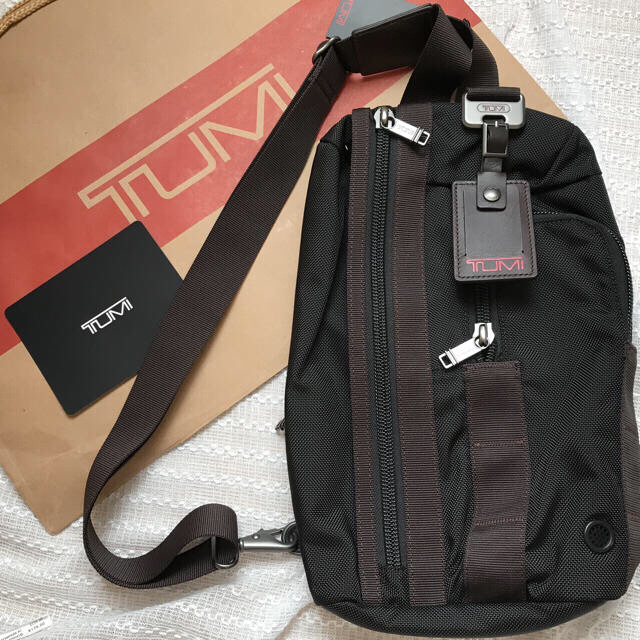 メンズ【新品】 TUMI bodybag 茶色