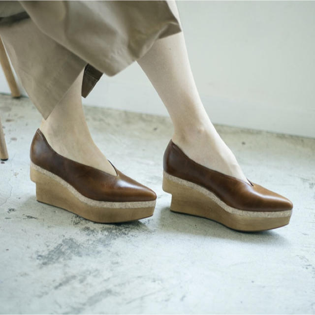 (新品)WOOD PLATFORM PUMPS