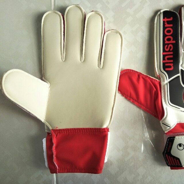 uhlsport(ウールシュポルト)の【新品未使用】ウールシュポルト キーパーグローブ 8号　uhlsport スポーツ/アウトドアのサッカー/フットサル(その他)の商品写真