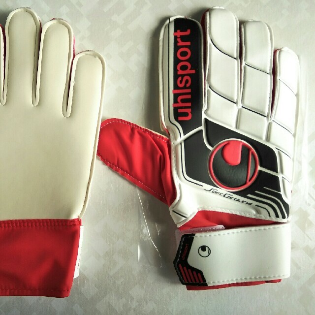 uhlsport(ウールシュポルト)の【新品未使用】ウールシュポルト キーパーグローブ 8号　uhlsport スポーツ/アウトドアのサッカー/フットサル(その他)の商品写真