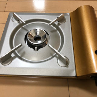 イワタニ(Iwatani)のカセットコンロ  ゴールド(調理機器)