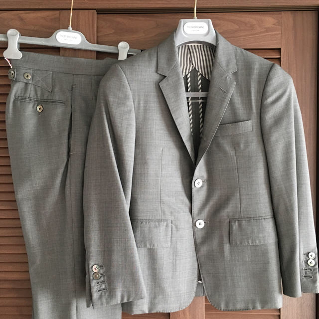 THOM BROWNE(トムブラウン)のTHOM BROWNE トムブラウン  スーツ セットアップ 00 メンズのスーツ(セットアップ)の商品写真