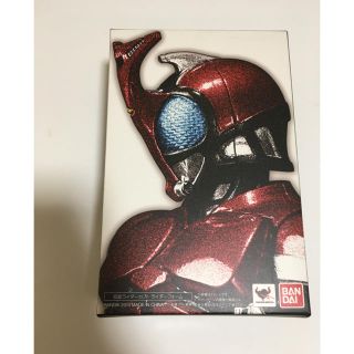 バンダイ(BANDAI)のS.H.Figuarts 仮面ライダーカブト ライダーフォーム 真骨彫製法(特撮)