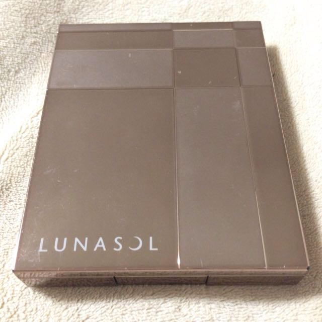 LUNASOL(ルナソル)のLUNASOL パーティアイズ2010 コスメ/美容のベースメイク/化粧品(その他)の商品写真