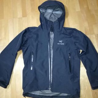 アークテリクス(ARC'TERYX)のARCTERYX ベータSL サイズM(マウンテンパーカー)