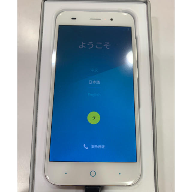 ANDROID(アンドロイド)の【SIMフリー】ZTE Blade V6 シルバー スマホ/家電/カメラのスマートフォン/携帯電話(スマートフォン本体)の商品写真