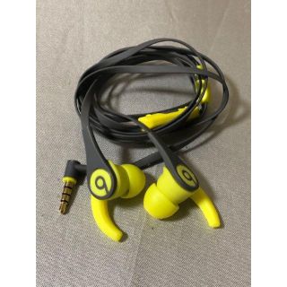 ビーツバイドクタードレ(Beats by Dr Dre)の再々値下げ Beats  Tour2 カナル型イヤホン ショックイエロー a(ヘッドフォン/イヤフォン)