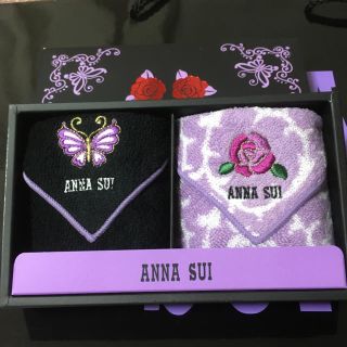 アナスイ(ANNA SUI)の新品アナスイミニタオルハンカチーフ2枚セット黒✖️紫(ハンカチ)