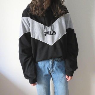 フィラ(FILA)のFILA フィラ 刺繍ロゴ パーカー 古着 レディース vintage(パーカー)