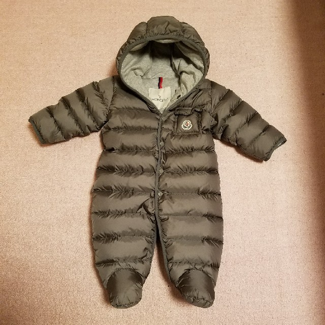 MONCLER - MONCLERベビーダウン お値下げ中!の通販 by syk's shop