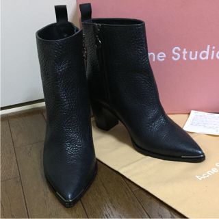 アクネ ストゥディオズ パイソン柄 サイドゴア ブーツ レザー グレー系