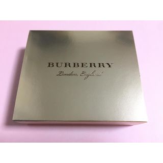 バーバリー(BURBERRY)のバーバリー ビューティボックス クリスマスコフレ (コフレ/メイクアップセット)