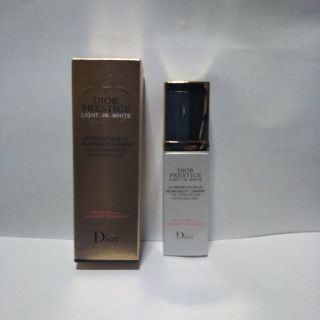 クリスチャンディオール(Christian Dior)の【☆MeGMeG☆様専用】DIOR PRESTAGE WHITE  UV(化粧下地)