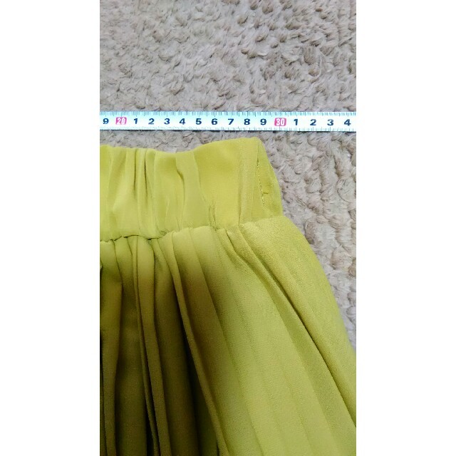 フレアスカート　ミニスカート　Ｌサイズ　マスタード色？ レディースのスカート(ミニスカート)の商品写真