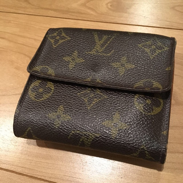 LOUIS VUITTON(ルイヴィトン)のルイヴィトン 三つ折り財布 モノグラム レディースのファッション小物(財布)の商品写真