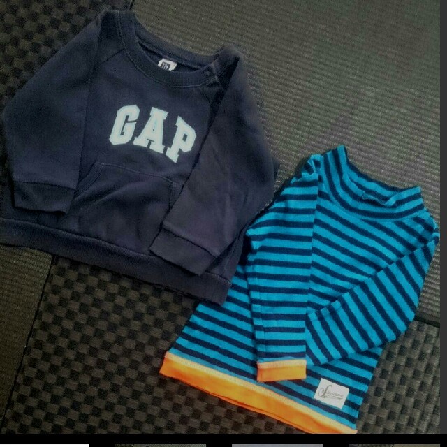 babyGAP(ベビーギャップ)のbabygapトレーナー&ハイネックボーダートレーナー キッズ/ベビー/マタニティのベビー服(~85cm)(トレーナー)の商品写真