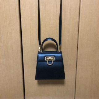 フェラガモ(Ferragamo)のフェラガモ ショルダーバッグ(ショルダーバッグ)