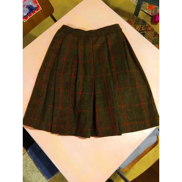 iliann loeb(イリアンローヴ)のiliann loeb LOVAT ツイード　プリーツスカート　スコットランド製 レディースのスカート(ひざ丈スカート)の商品写真