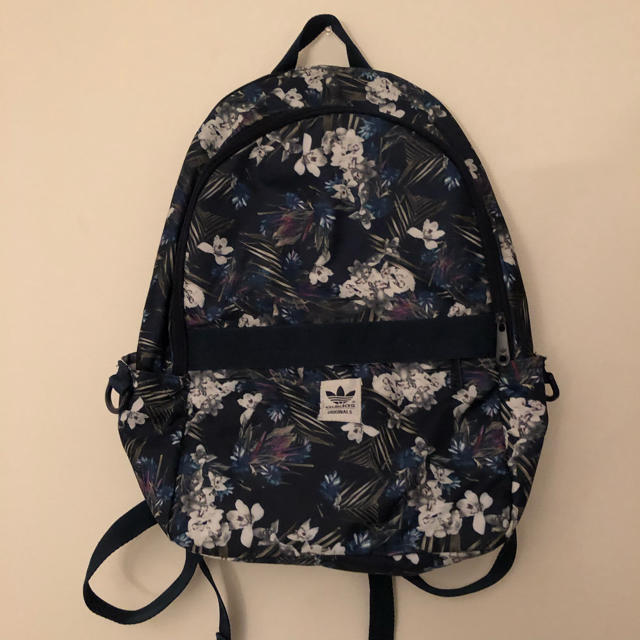 adidas - adidas originals リュック 花柄の通販 by fashion adidas - adidas originals リュック 花柄の通販 by fashion