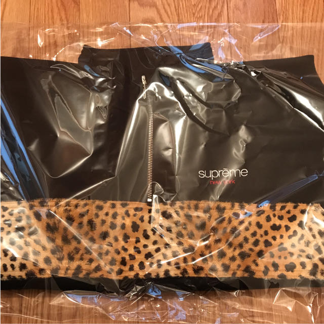 Supreme(シュプリーム)のLeopard Panel Half Zip Sweatshirt S 特価 メンズのトップス(スウェット)の商品写真