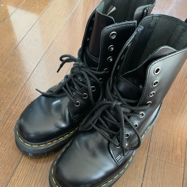 Dr.Martens(ドクターマーチン)の【kasumi様専用】Dr.Martens JADON 厚底ブーツ UK5 レディースの靴/シューズ(ブーツ)の商品写真