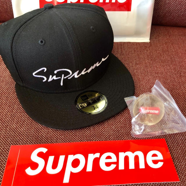 メンズ黒 7 3/8 supreme classic script new era