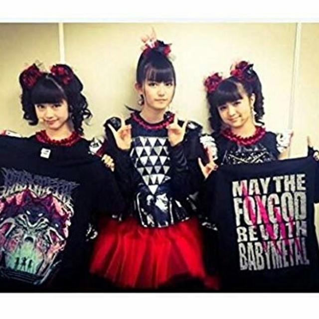 BABYMETAL(ベビーメタル)の【新品XL】BABYMETAL REVELATION Tシャツ エンタメ/ホビーのタレントグッズ(ミュージシャン)の商品写真