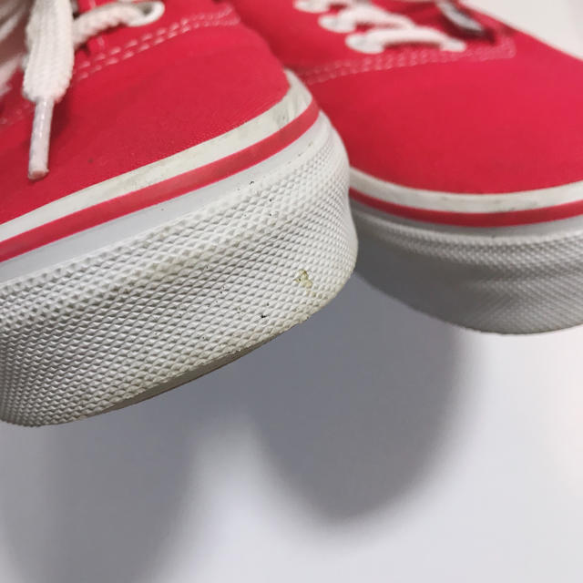 VANS(ヴァンズ)のVANS オーセンティック レッド レディースの靴/シューズ(スニーカー)の商品写真