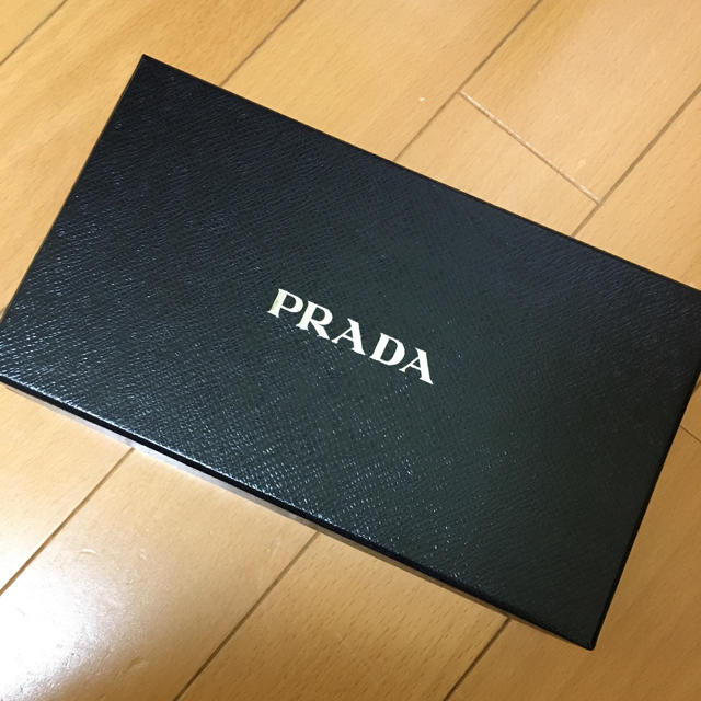 PRADA(プラダ)のプラダの空き箱 インテリア/住まい/日用品の収納家具(ケース/ボックス)の商品写真