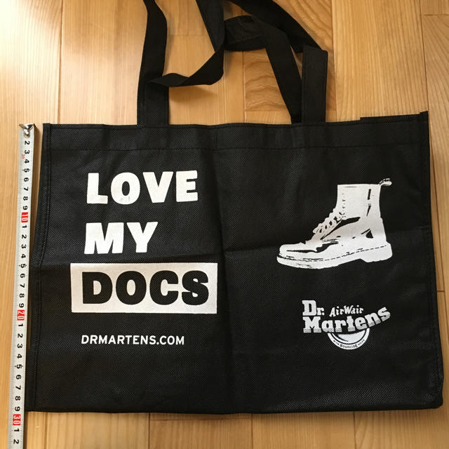 【未使用/非売品】Dr.Martens ドクターマーチン Tシャツ  ショッパー