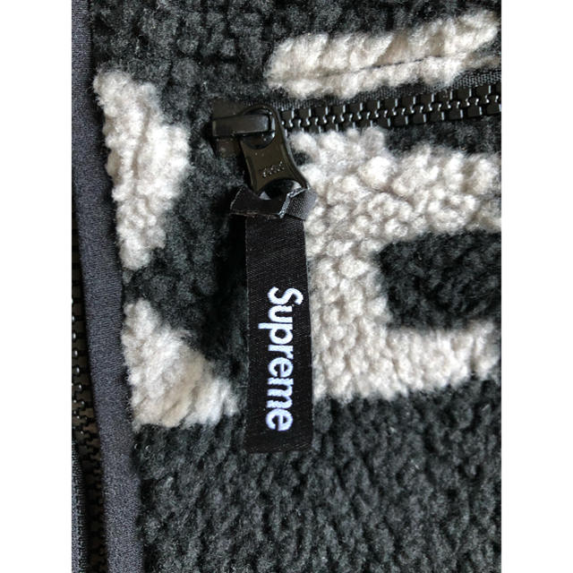 Supreme(シュプリーム)のsupreme reversible logo fleece jacket メンズのジャケット/アウター(テーラードジャケット)の商品写真