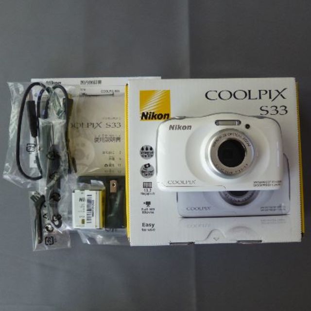 Nikon - 新品同様 Nikon Coolpix s33　　水深10ｍ防水コンデジ
