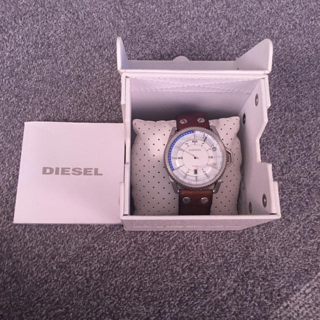 DIESEL(ディーゼル)のDIESEL 時計  メンズの時計(レザーベルト)の商品写真