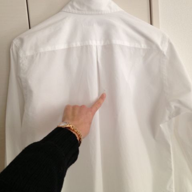 UNITED ARROWS(ユナイテッドアローズ)のアローズ　メンズ定番　綿の白シャツ（M） レディースのトップス(シャツ/ブラウス(長袖/七分))の商品写真