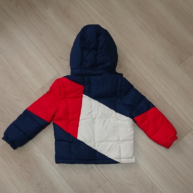 TOMMY HILFIGER(トミーヒルフィガー)のトミーヒルフィガー ダウン キッズ/ベビー/マタニティのキッズ服男の子用(90cm~)(ジャケット/上着)の商品写真