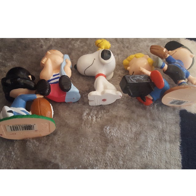 SNOOPY(スヌーピー)のスヌーピー　フィギュア エンタメ/ホビーのおもちゃ/ぬいぐるみ(キャラクターグッズ)の商品写真