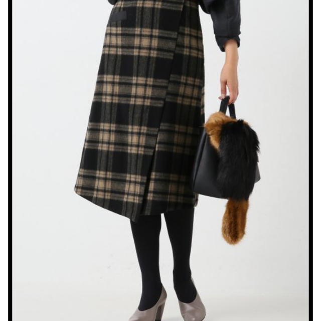 Spick & Span(スピックアンドスパン)のspick & span★ウールシャギーチェックラインミディラップスカート レディースのスカート(ひざ丈スカート)の商品写真